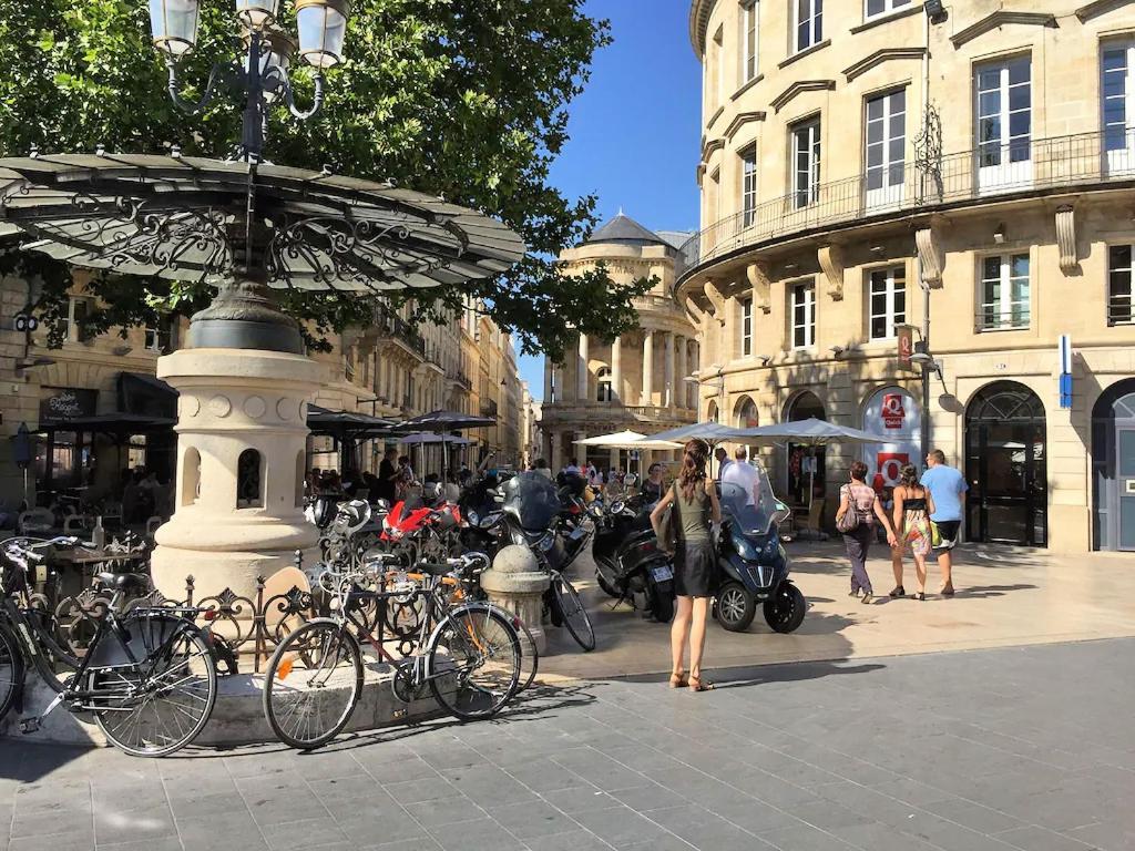 Appartement Central Typiquement Bordelais Bordeaux Exterior foto